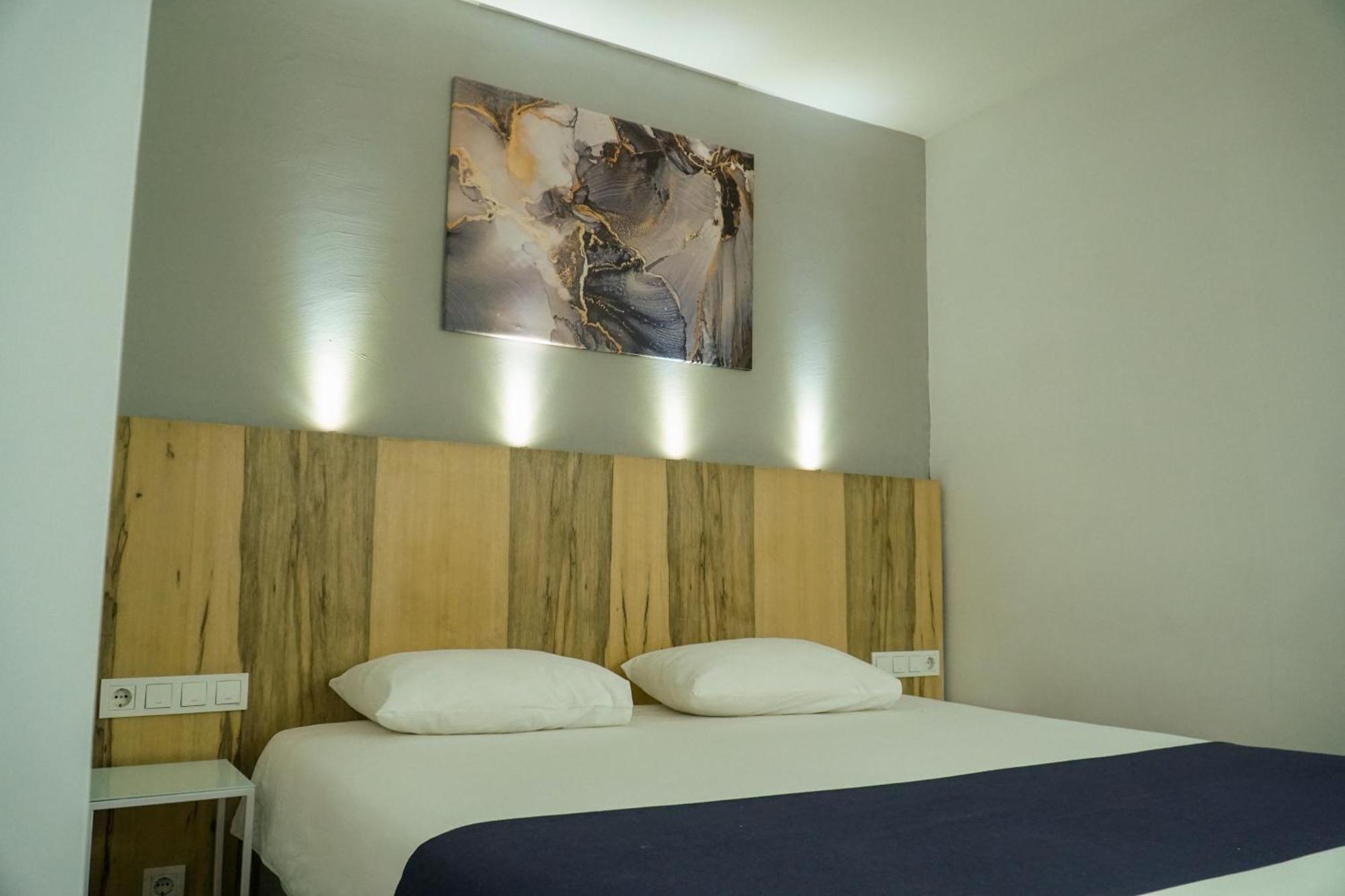 En Otel Karaca エスキシェヒル エクステリア 写真