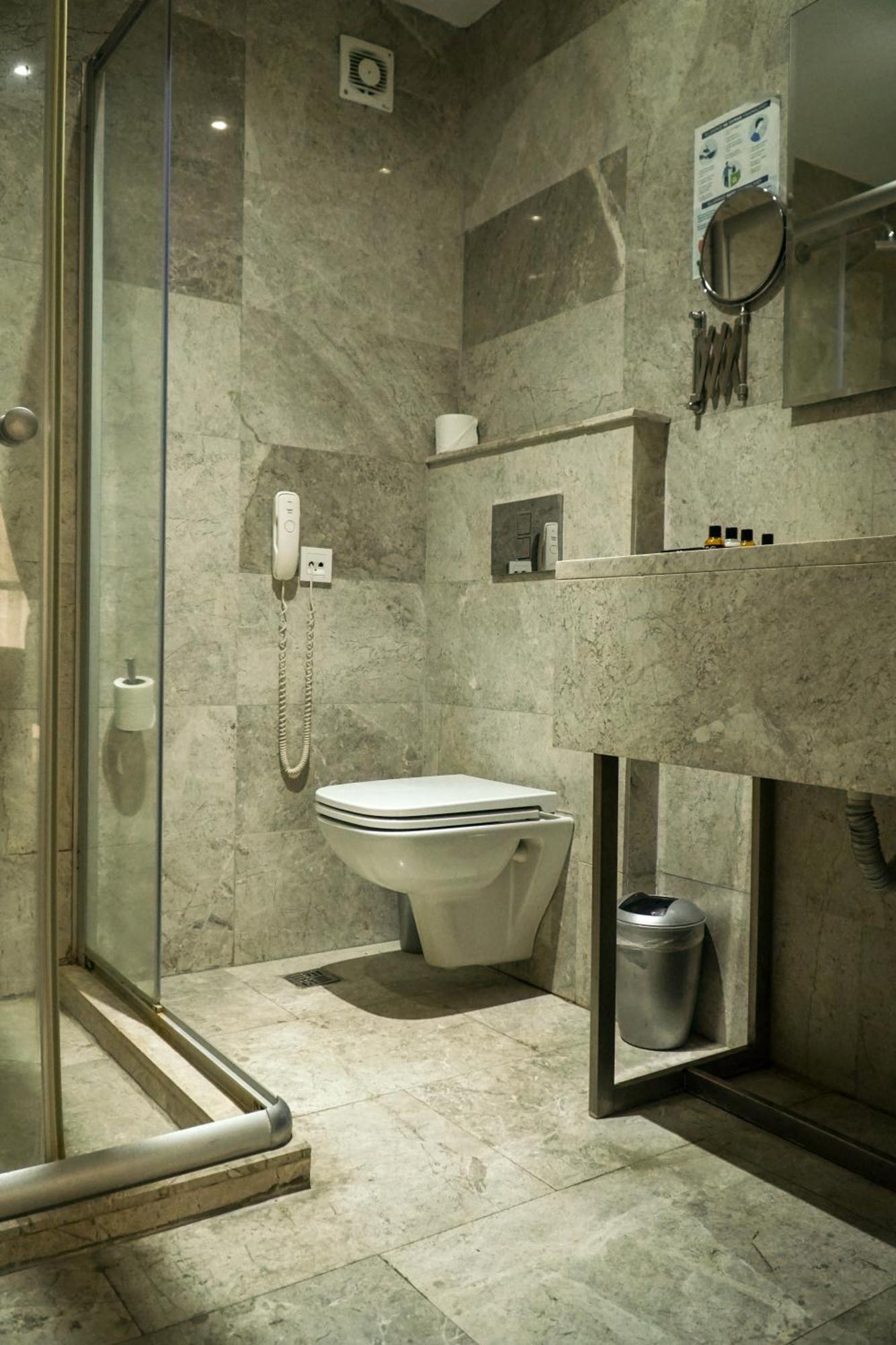 En Otel Karaca エスキシェヒル エクステリア 写真